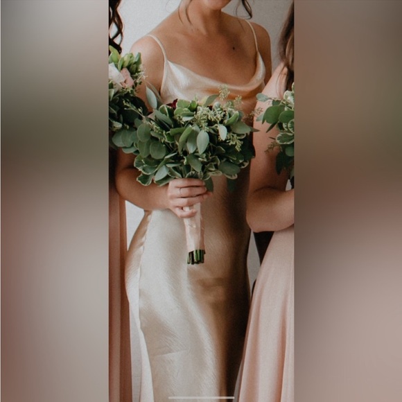 Rat & Boa | The Lumina Maxi Dress In Gold | - Picture 5 of 9